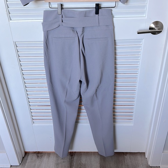 Bar III Suit - Picture 6 of 9